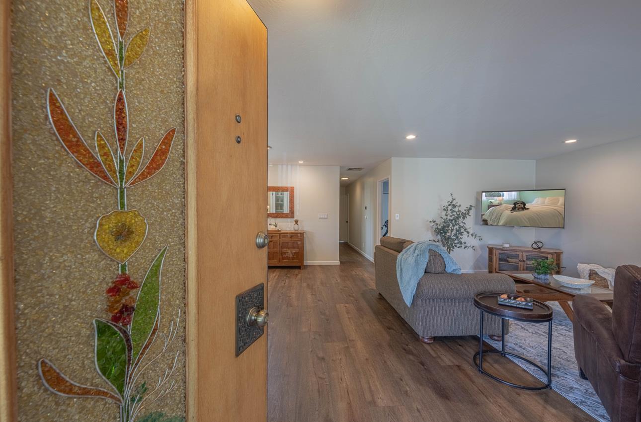 226 Encinada DR