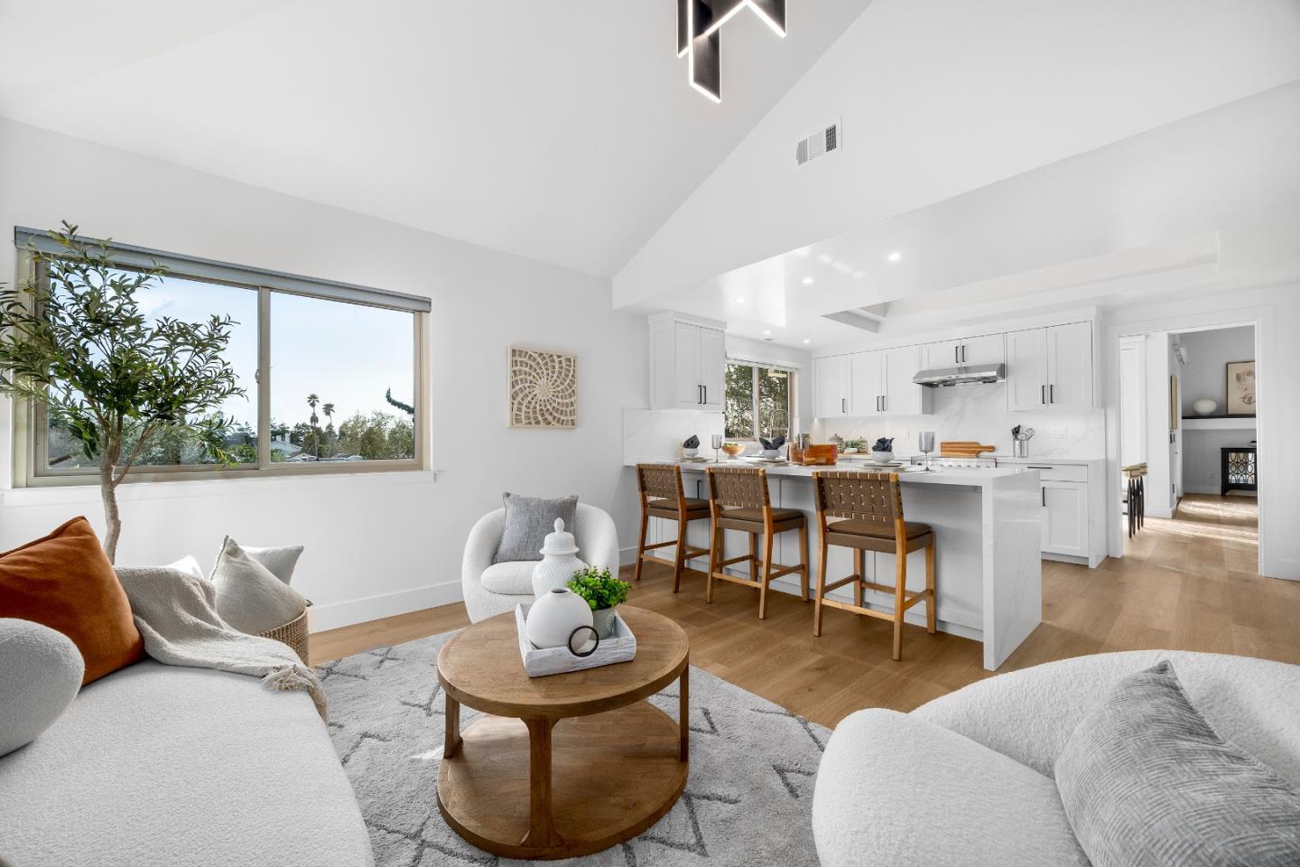 301 Arroyo Seco