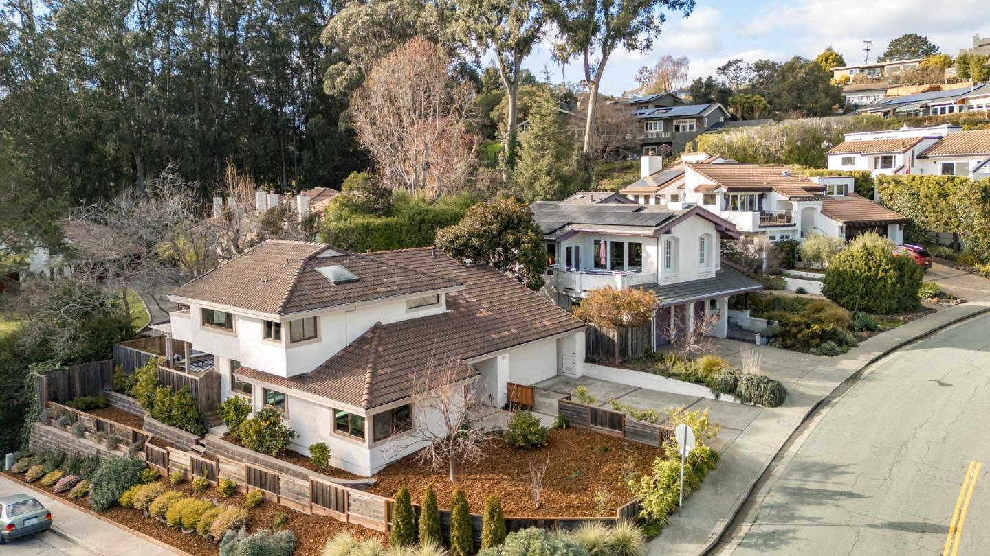 301 Arroyo Seco
