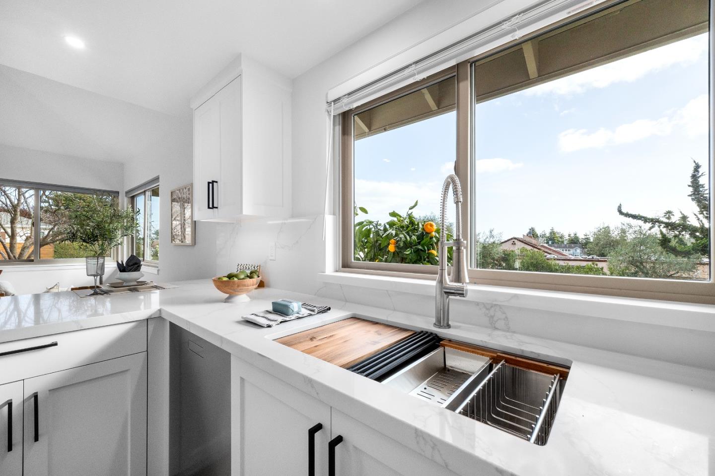 301 Arroyo Seco