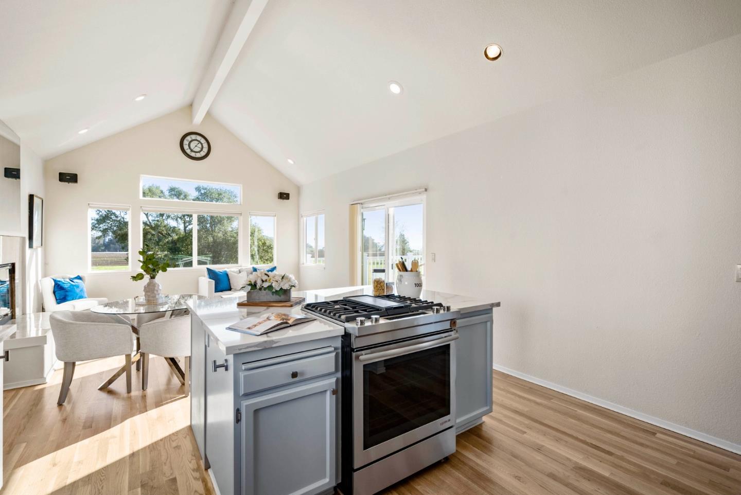 1801 Cabo CT
