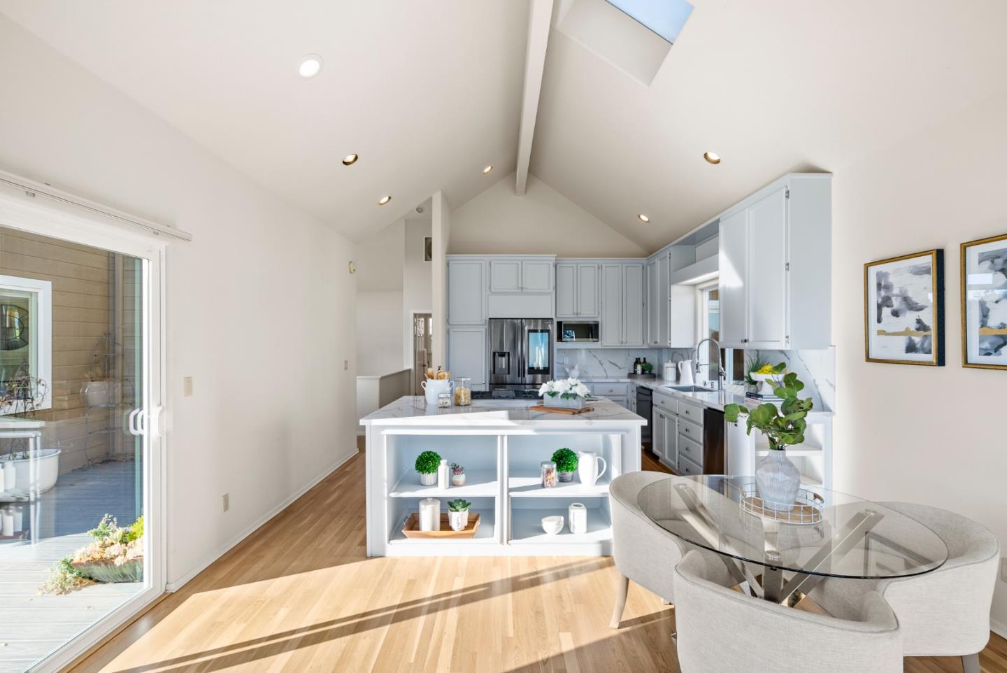 1801 Cabo CT