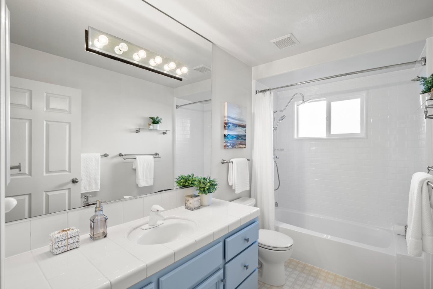 1801 Cabo CT