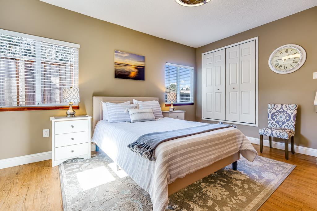 260 Alturas WAY