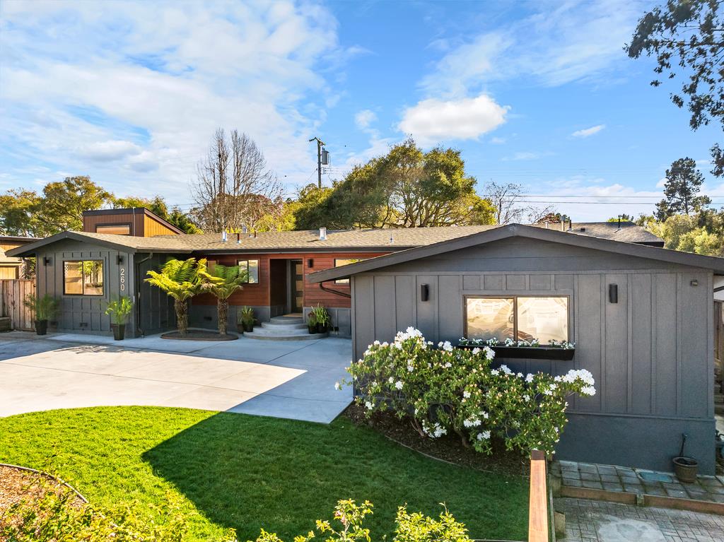 260 Alturas WAY