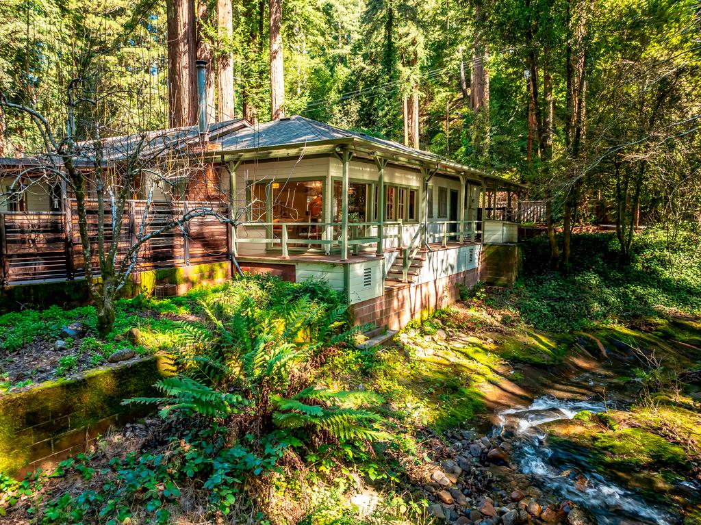 10135 Love Creek RD