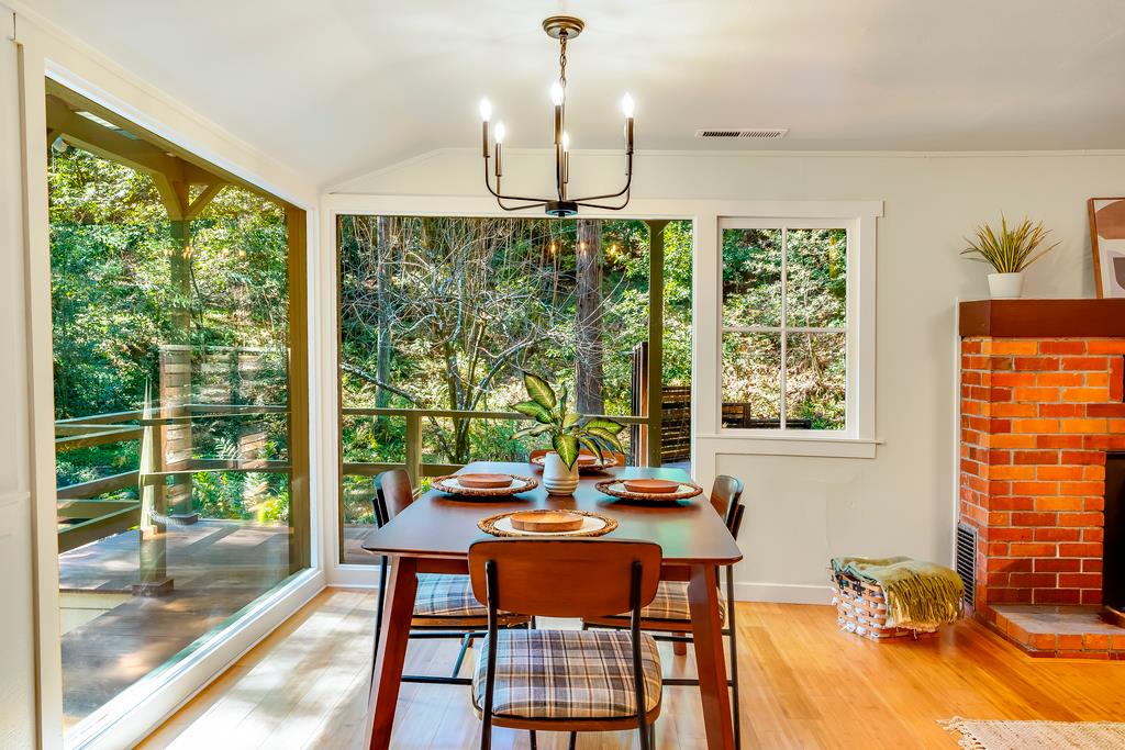 10135 Love Creek RD