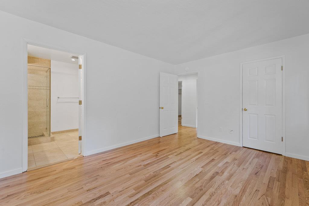857 Burns AVE