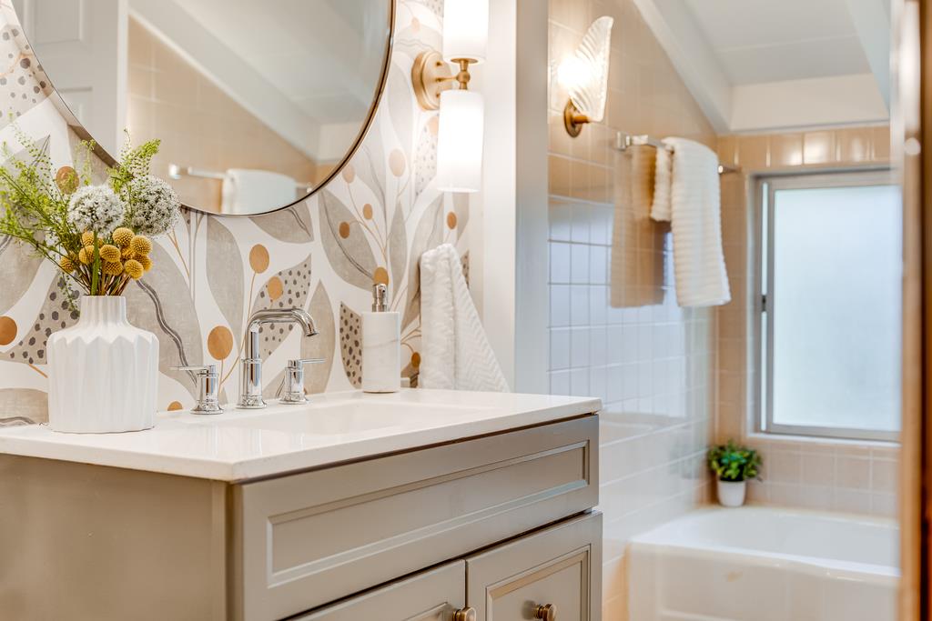 25984 North Mesa Drive