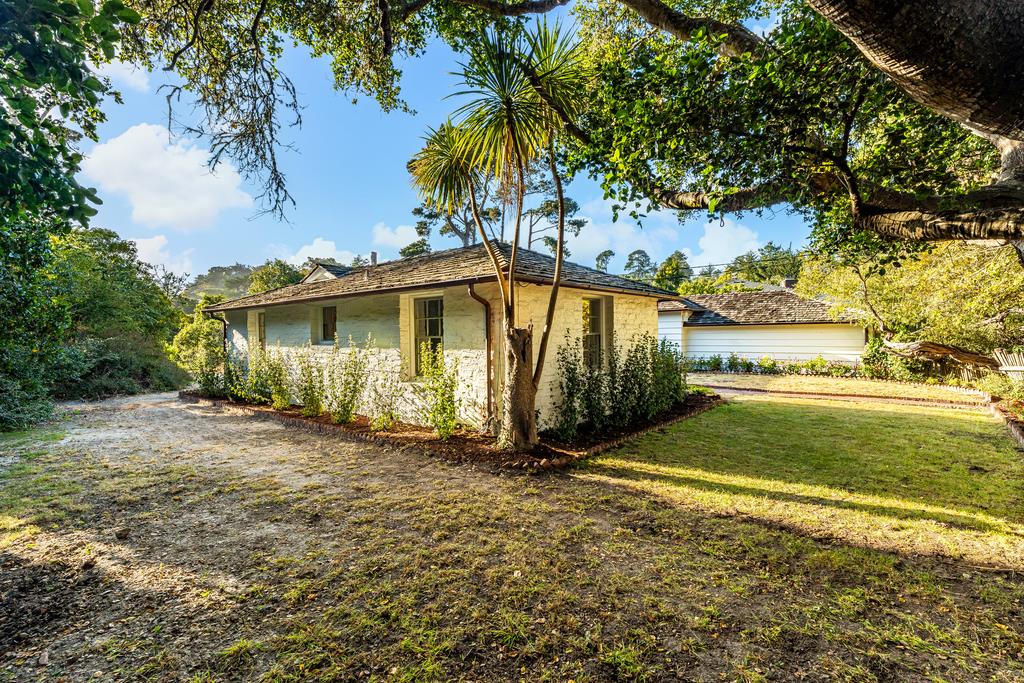 25984 North Mesa Drive