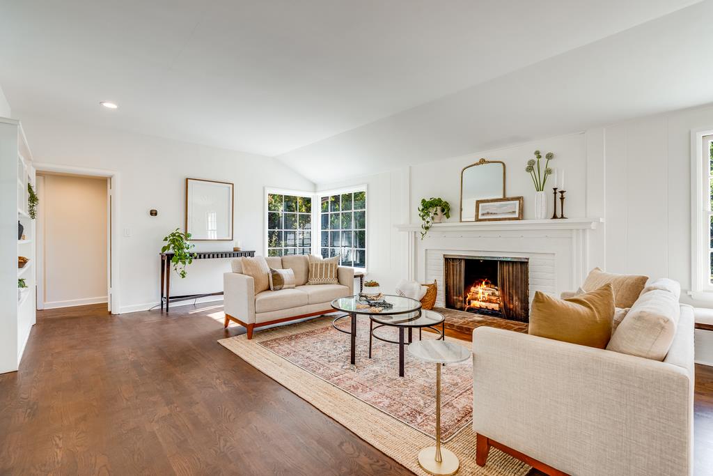 25984 North Mesa Drive