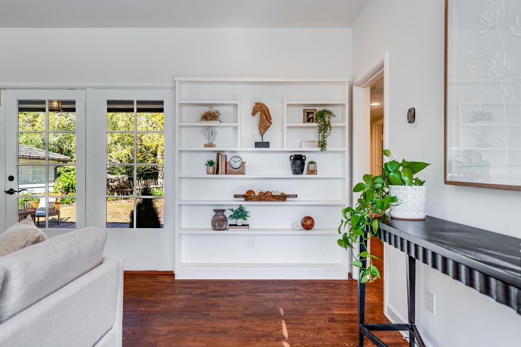 25984 North Mesa Drive