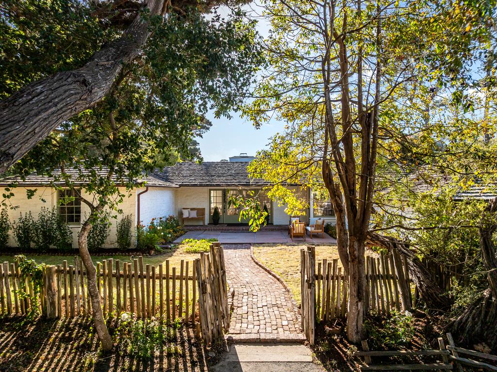 25984 North Mesa Drive