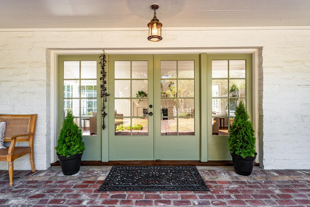 25984 North Mesa Drive