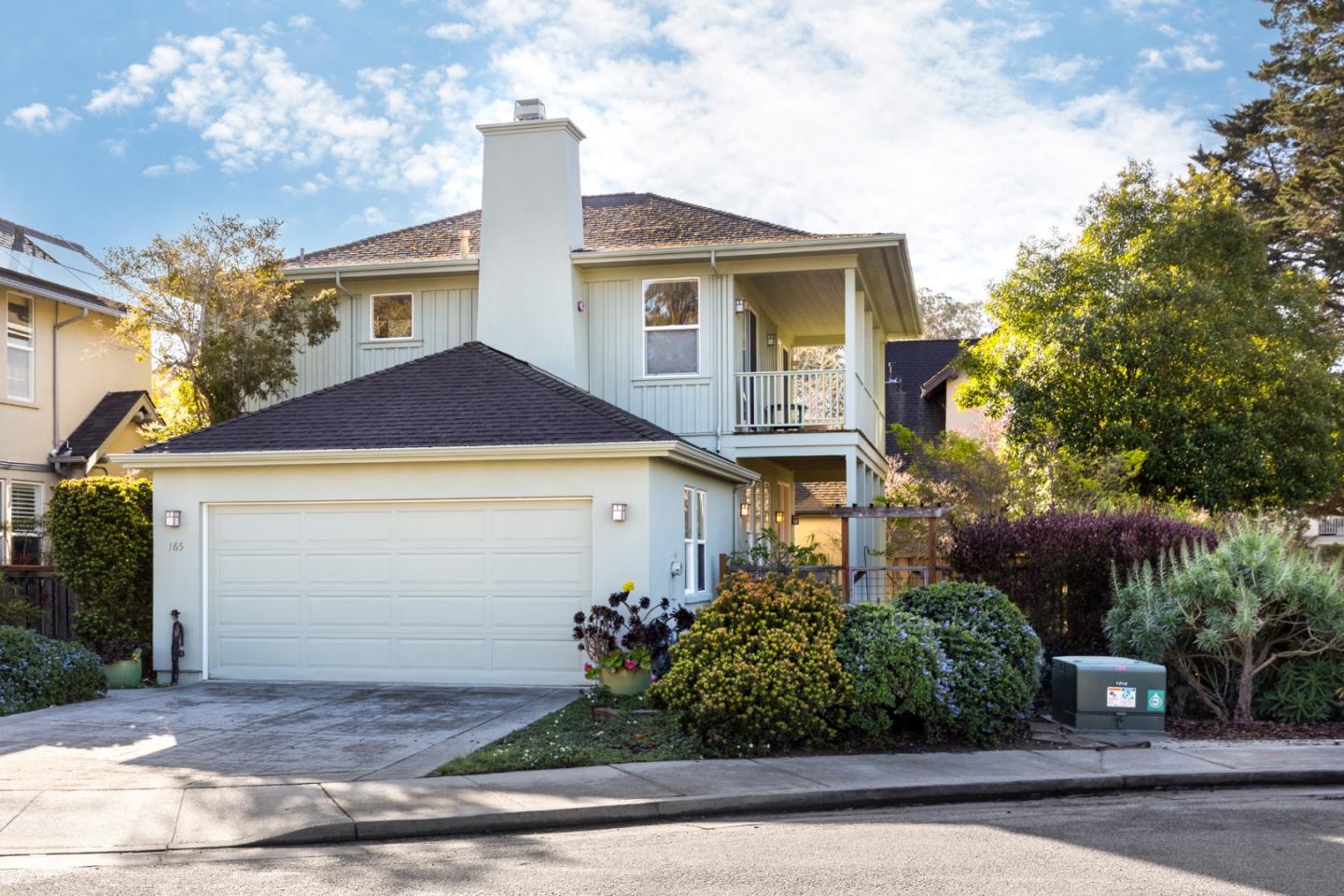165 Westview CT