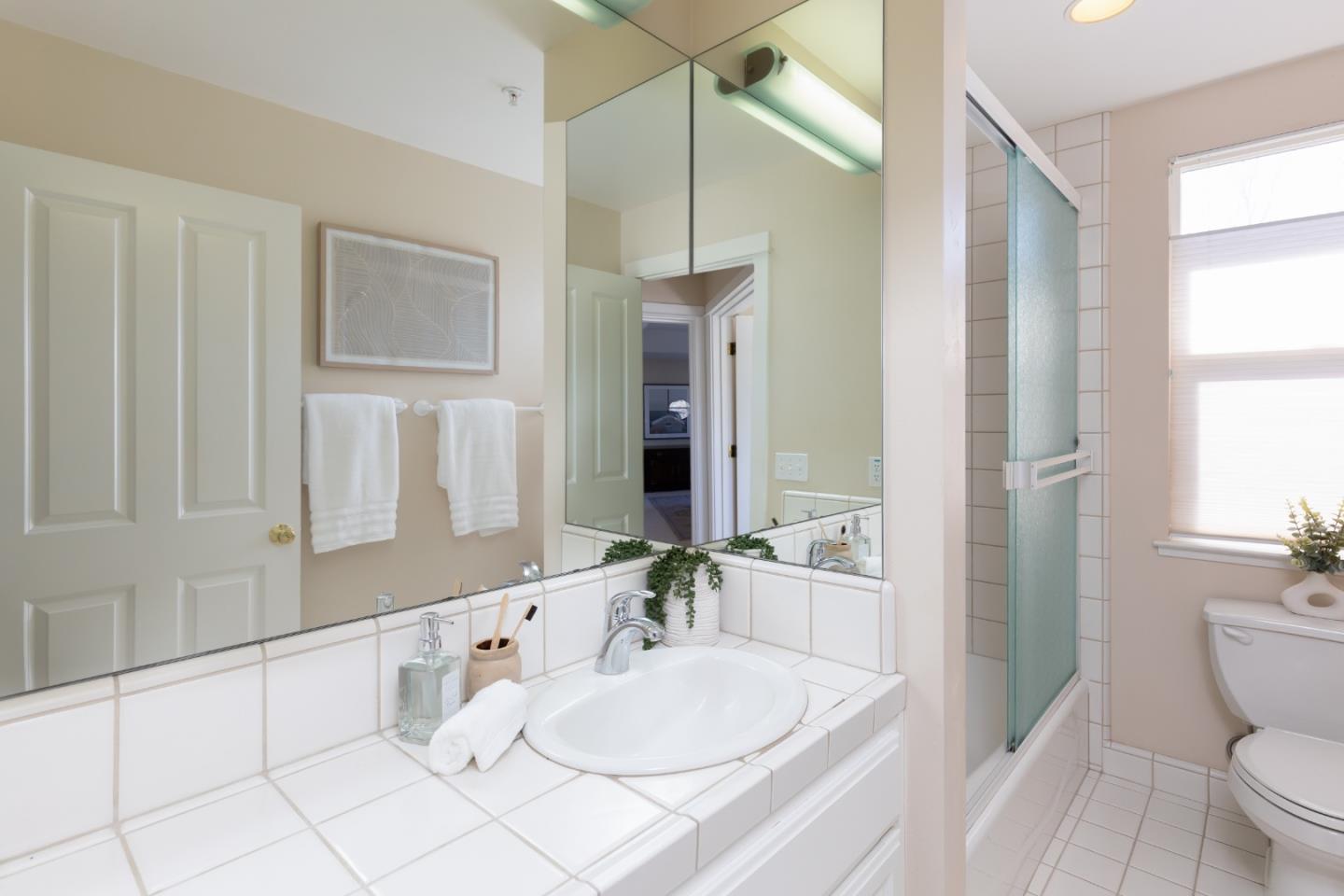 165 Westview CT
