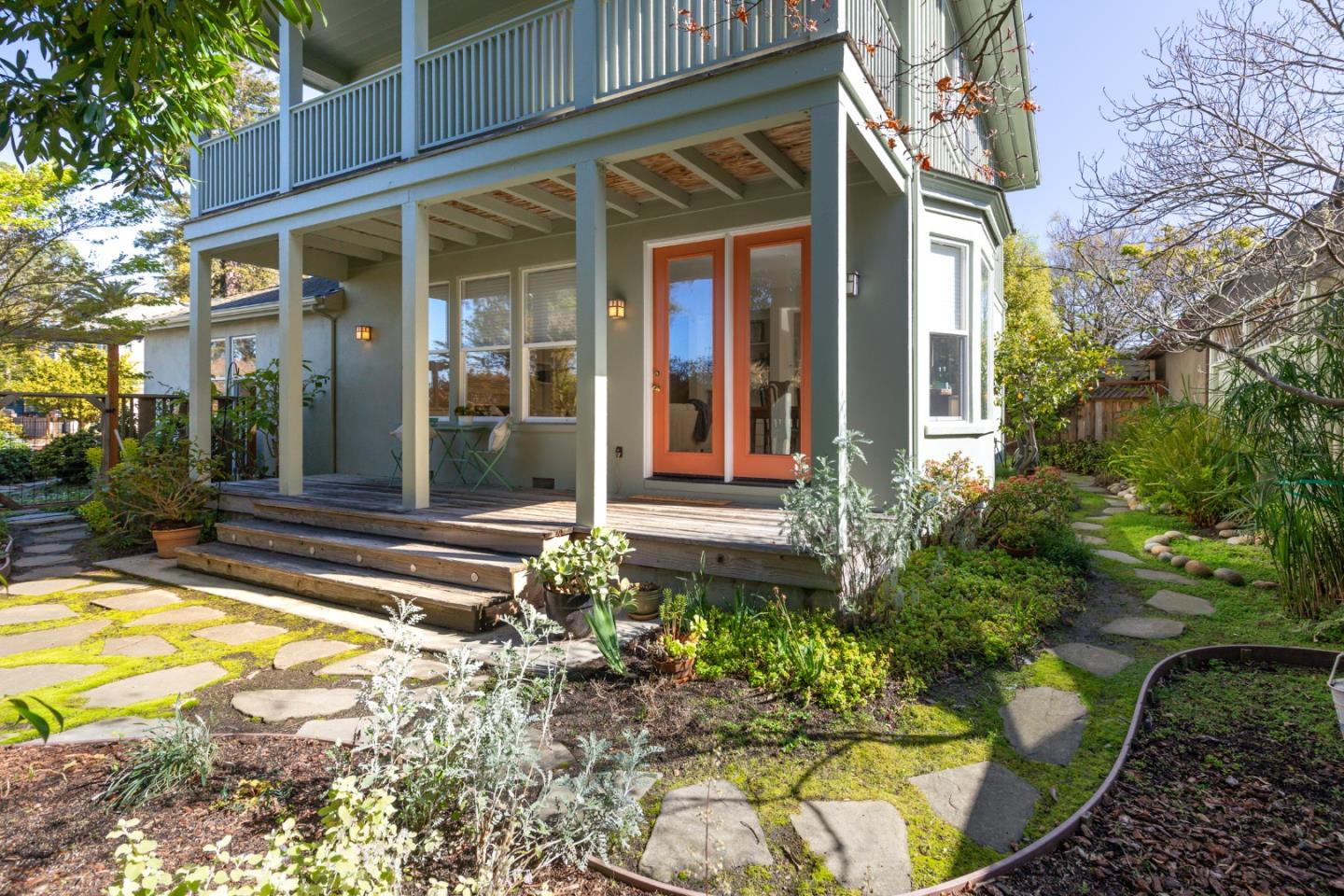 165 Westview CT