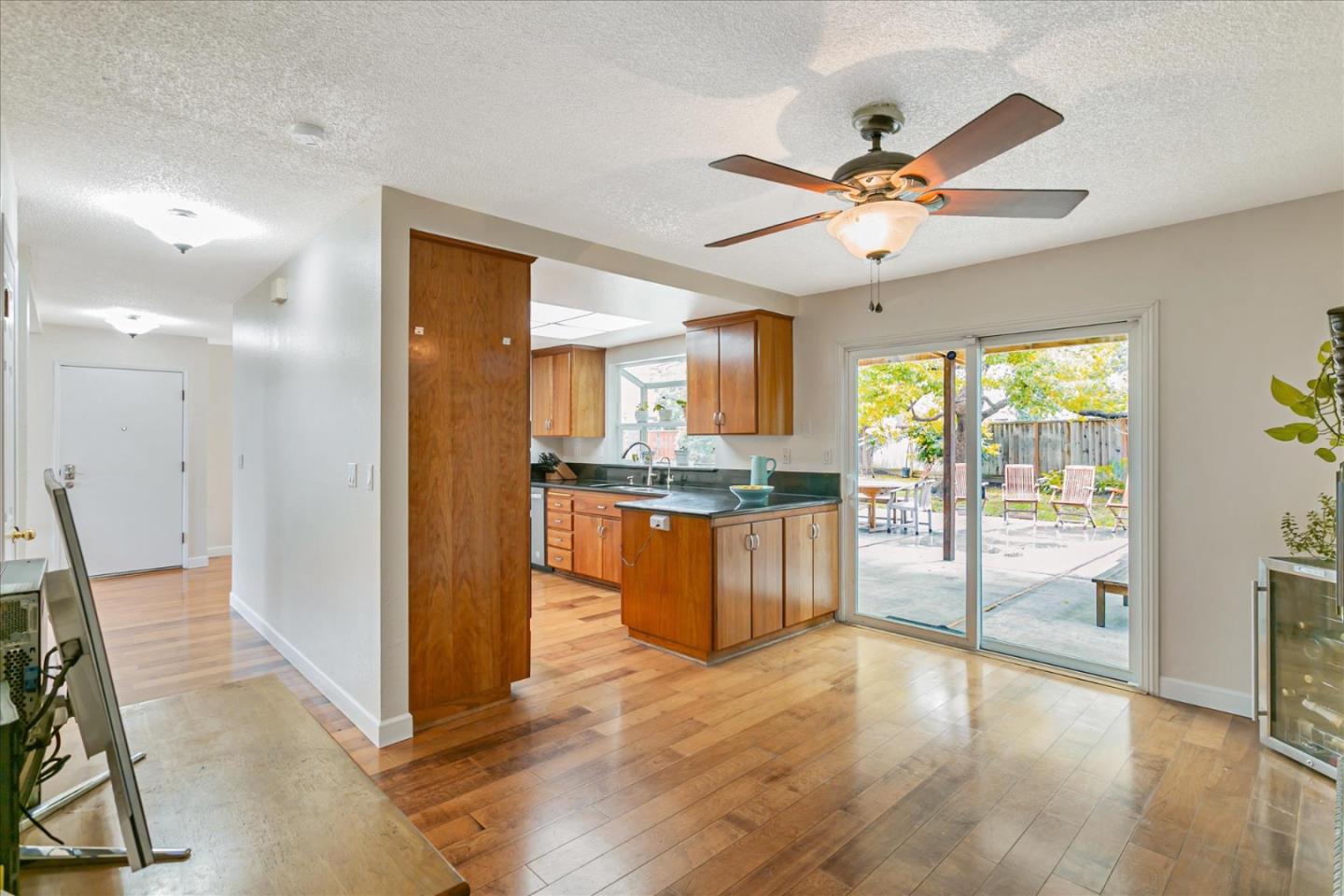 5939 Southridge CT