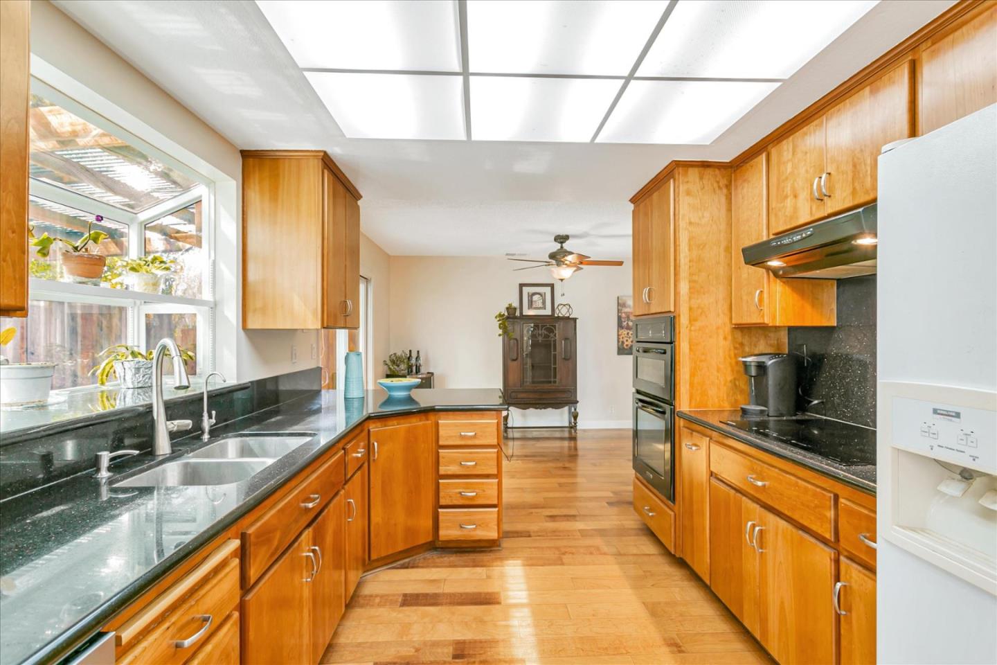 5939 Southridge CT