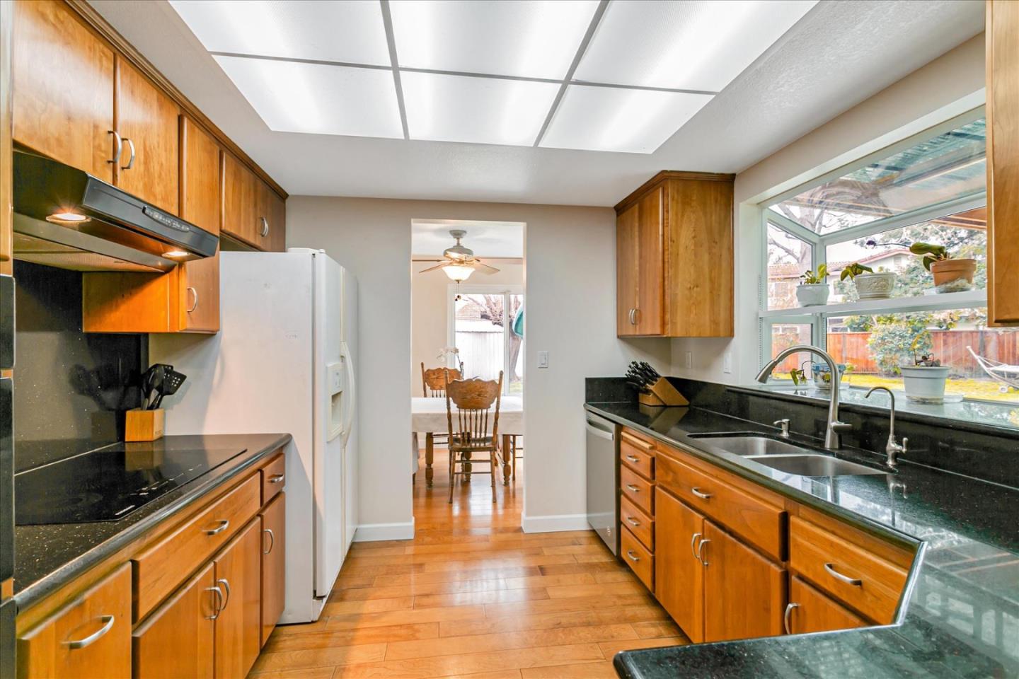 5939 Southridge CT