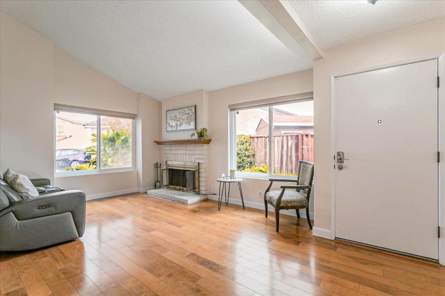 5939 Southridge CT