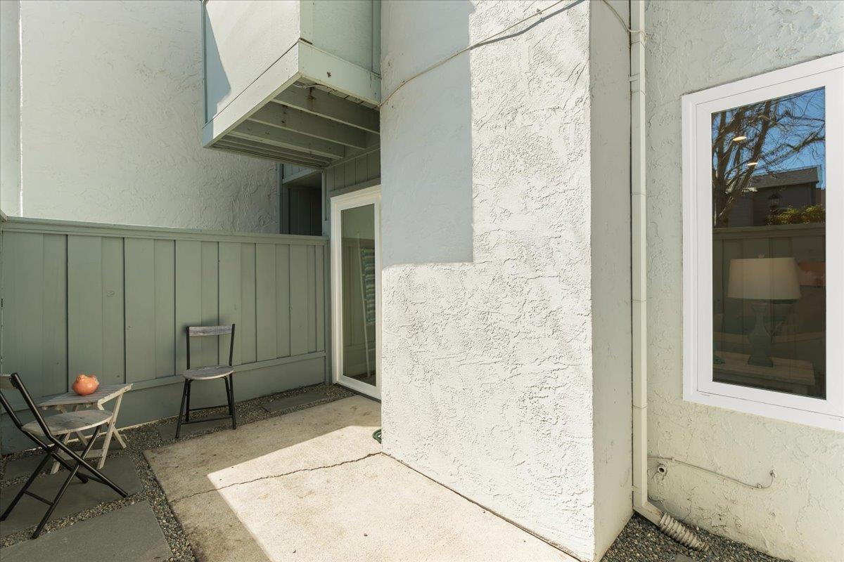 4239 Sea Pines Court