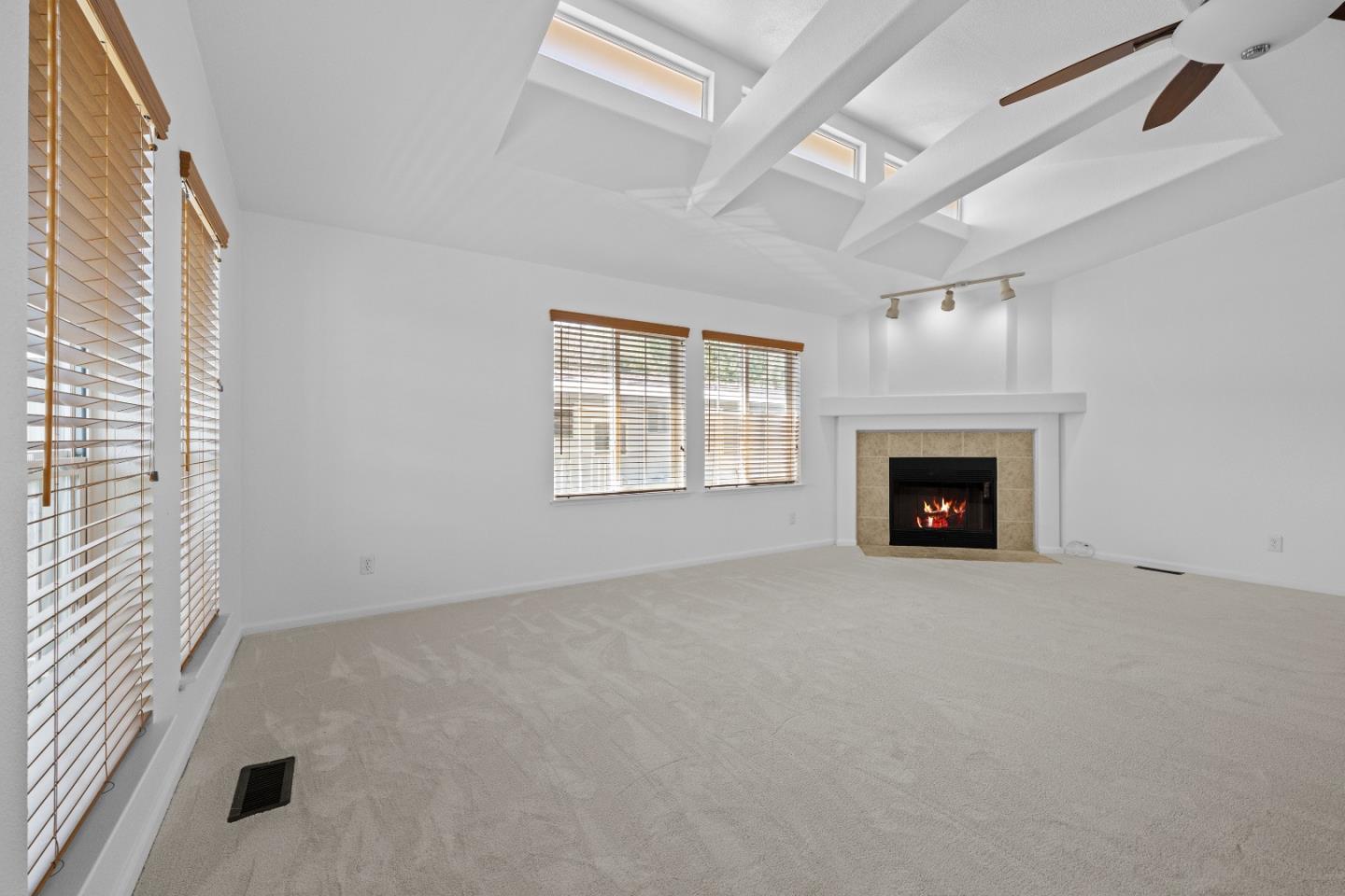 258 Chateau La Salle DR 258