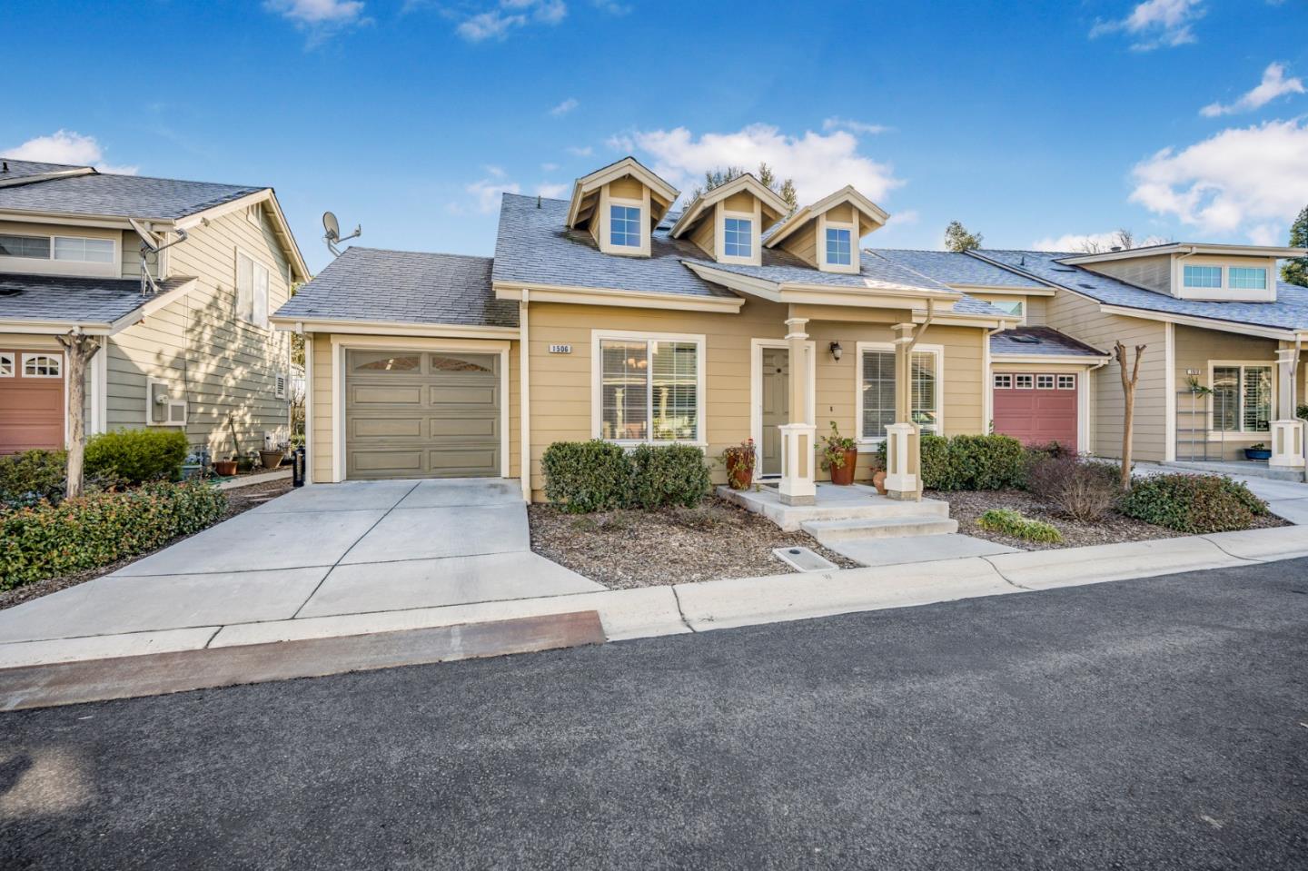 1506 Bianca WAY