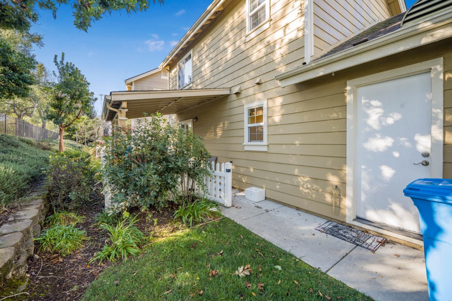 1506 Bianca WAY