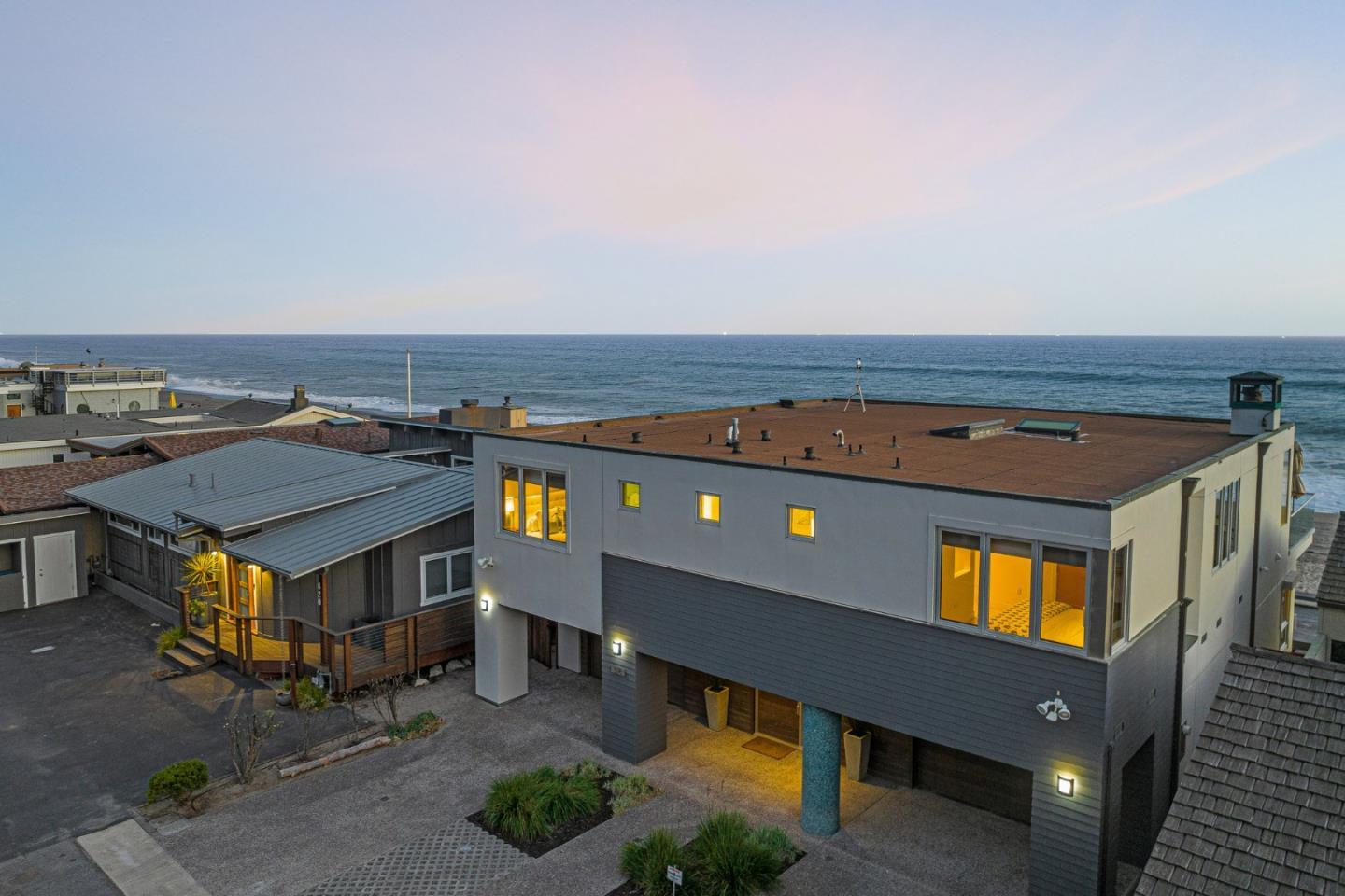 618 Beach Drive