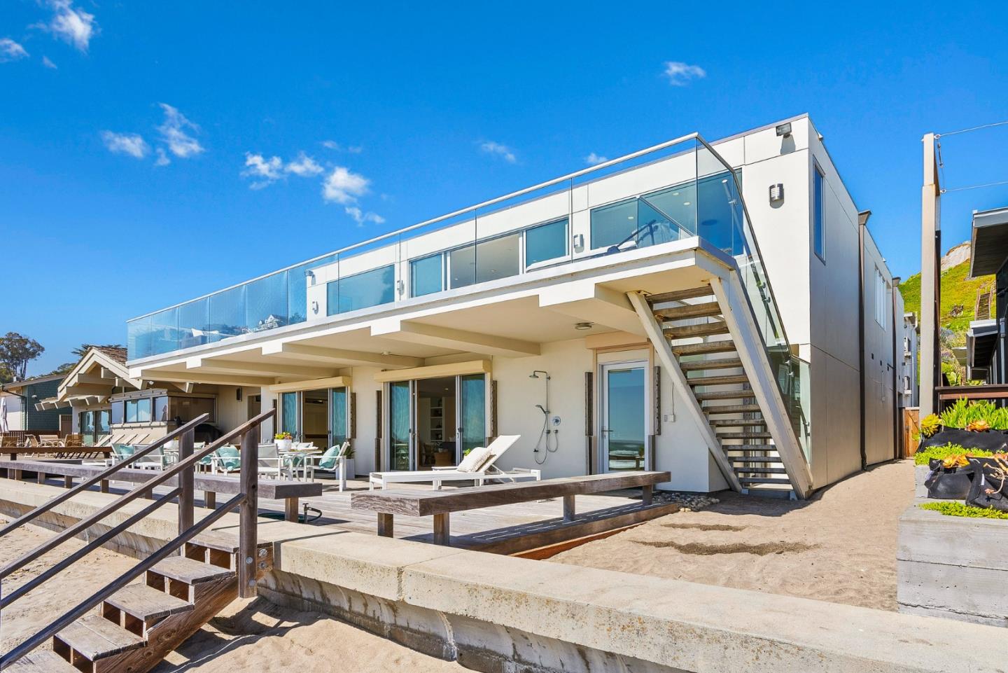 618 Beach Drive