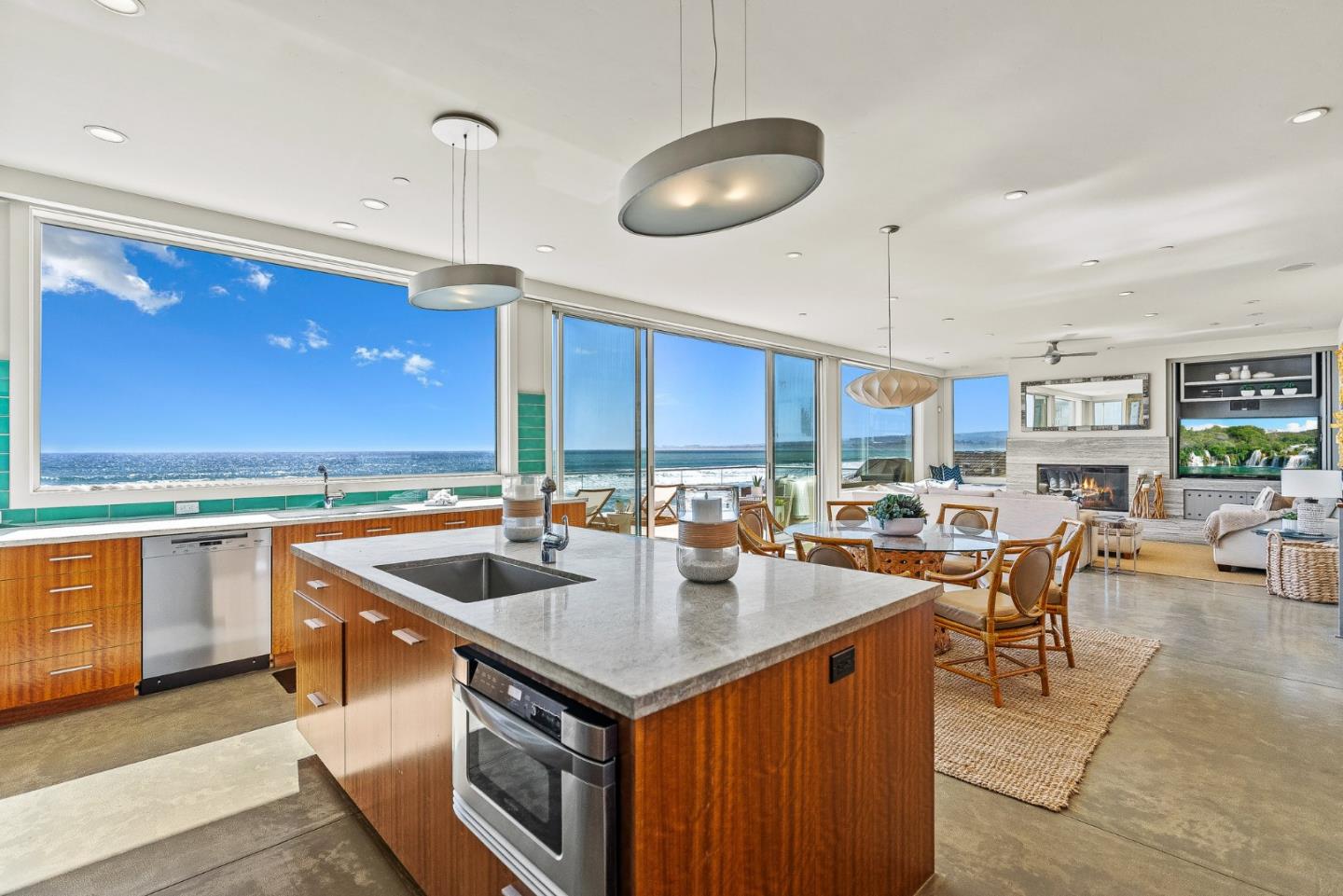 618 Beach Drive