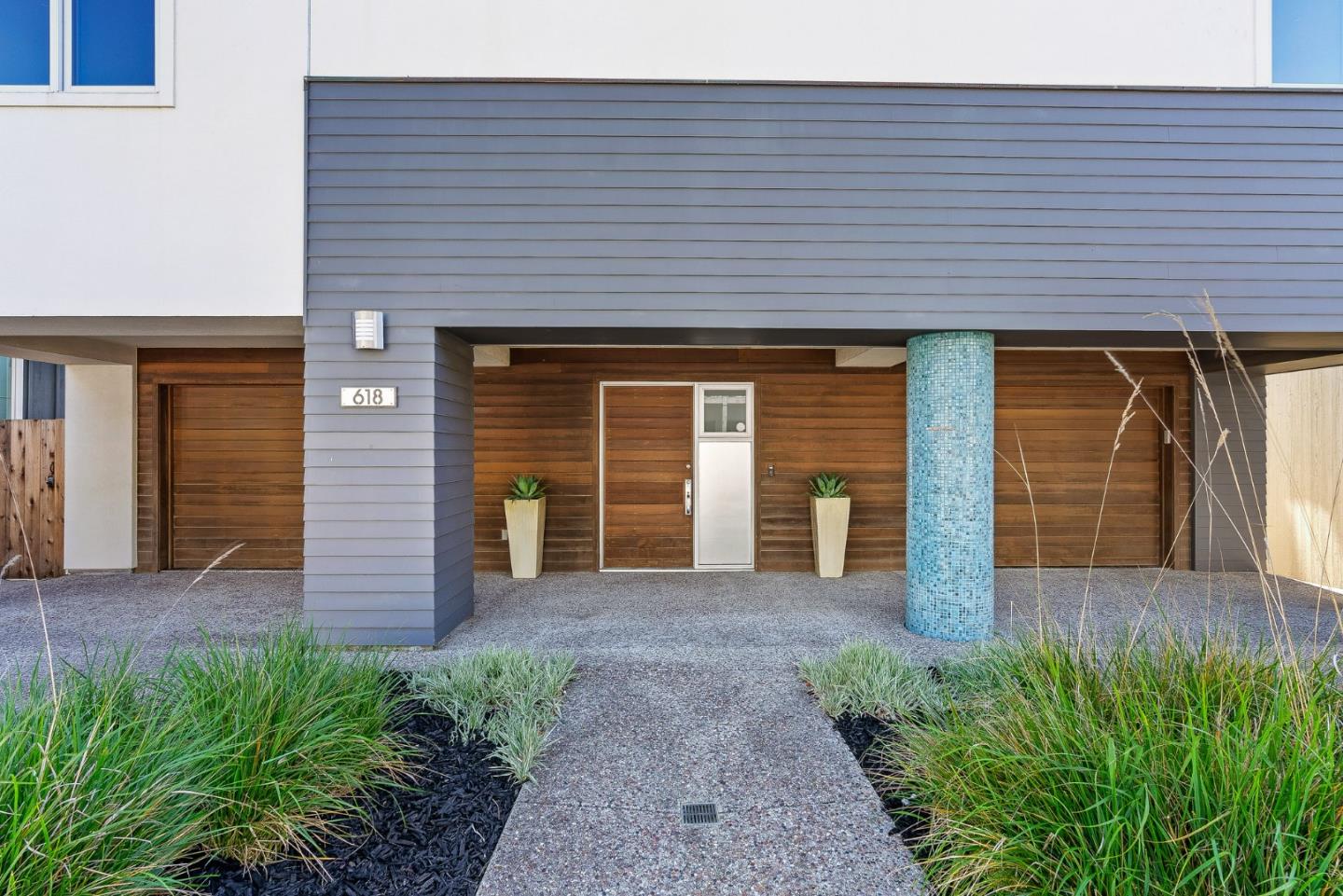 618 Beach Drive