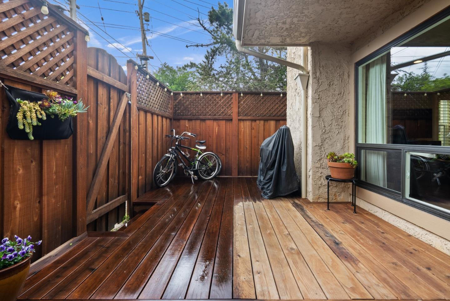 3071 Arlington Drive