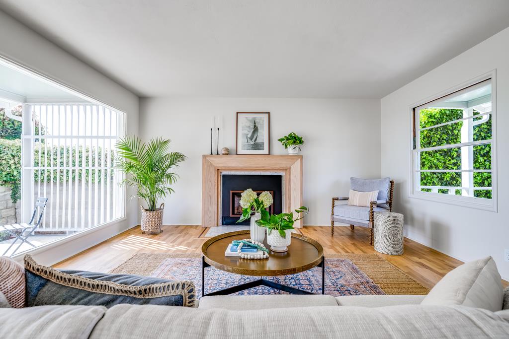 313 Vista DR