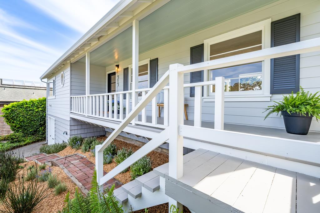 313 Vista DR
