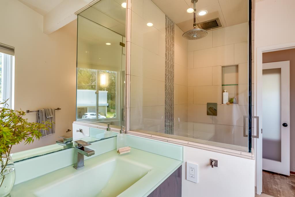 249 Spreckels DR