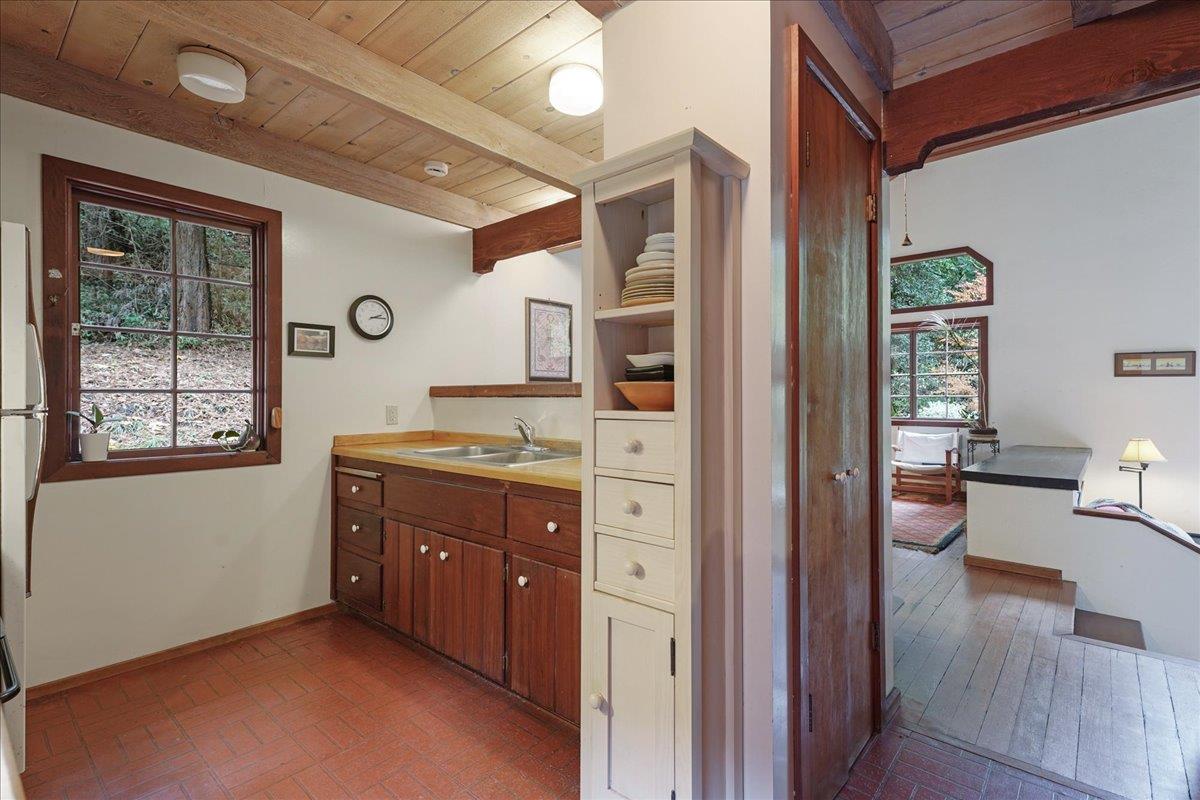 732 Eureka Canyon Road