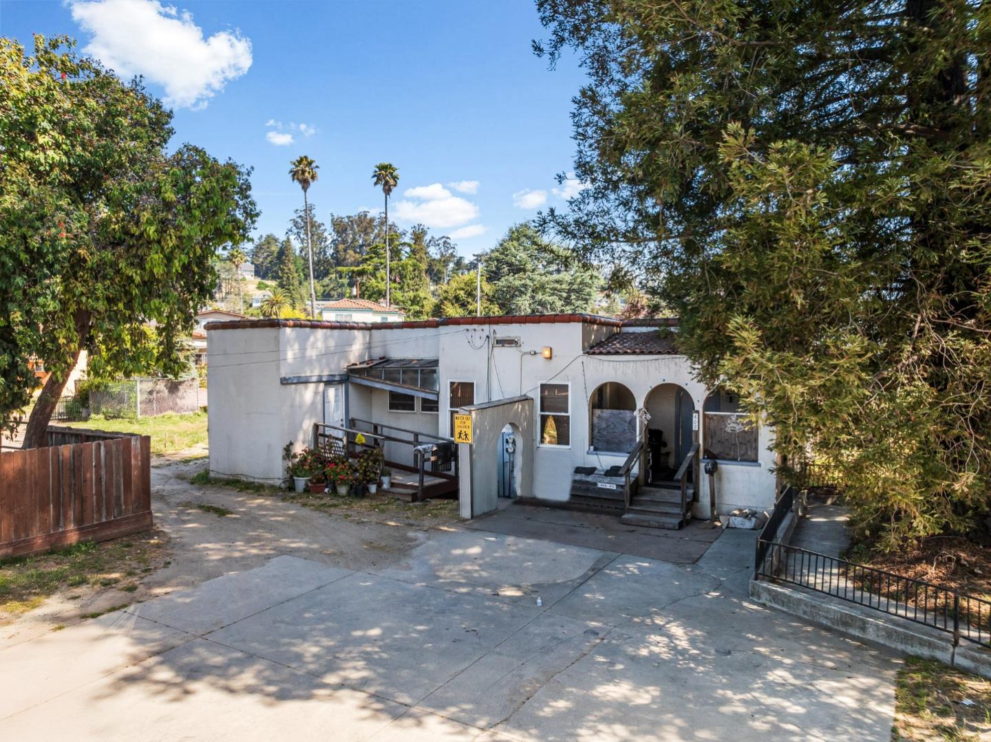 608 & 612 Mission ST