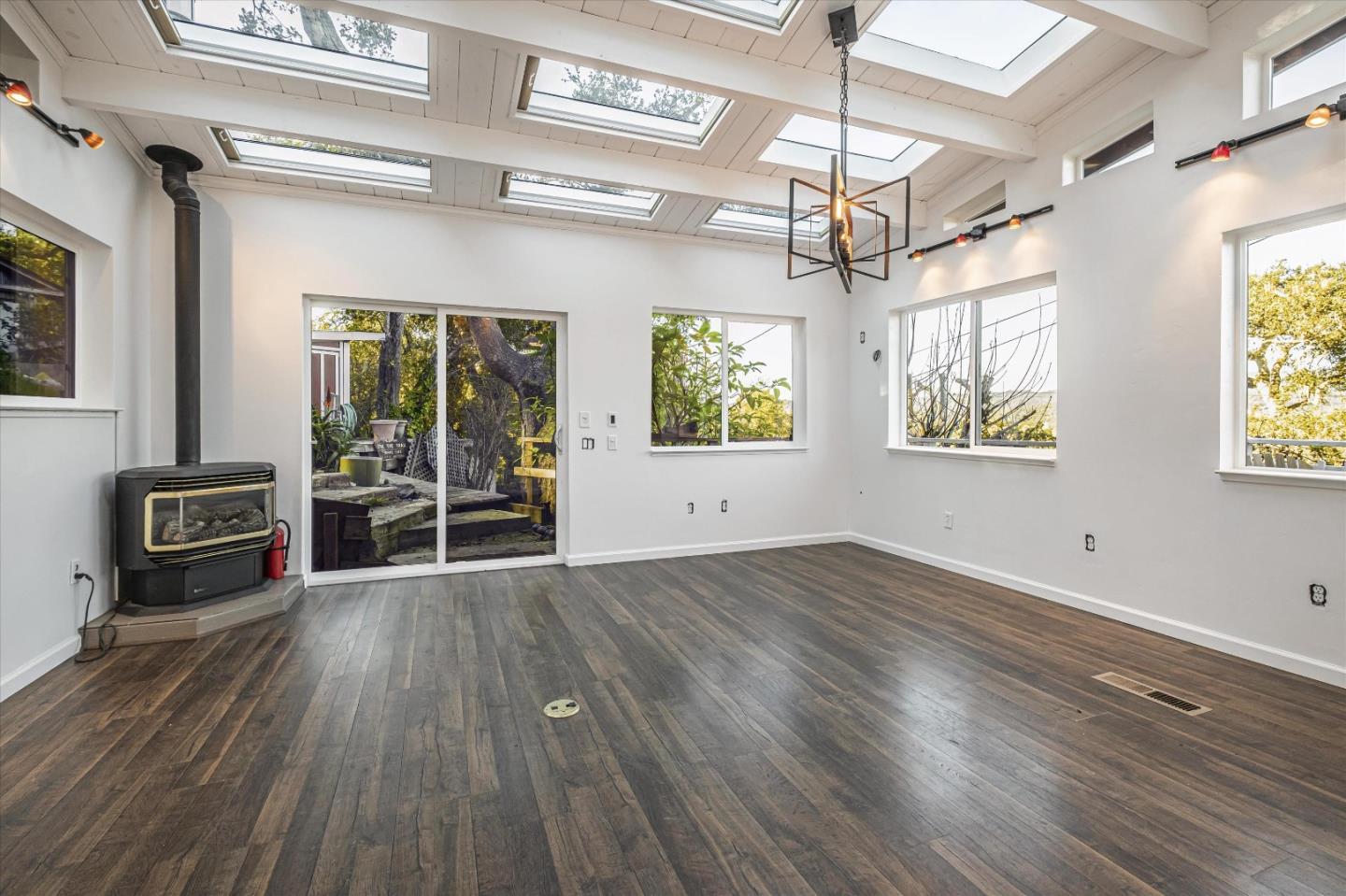 734 Loma Prieta Drive