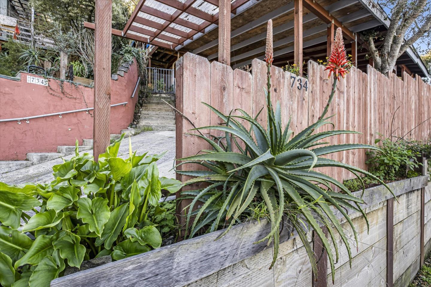734 Loma Prieta Drive