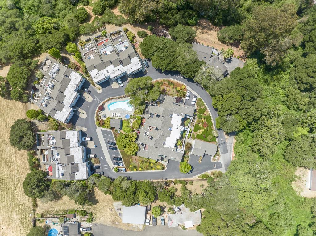 1609 Taylor LN