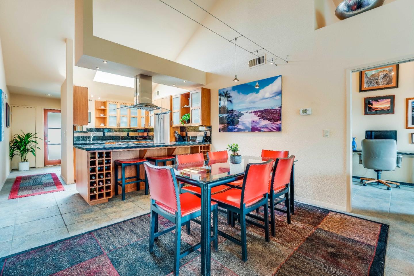 1609 Taylor LN
