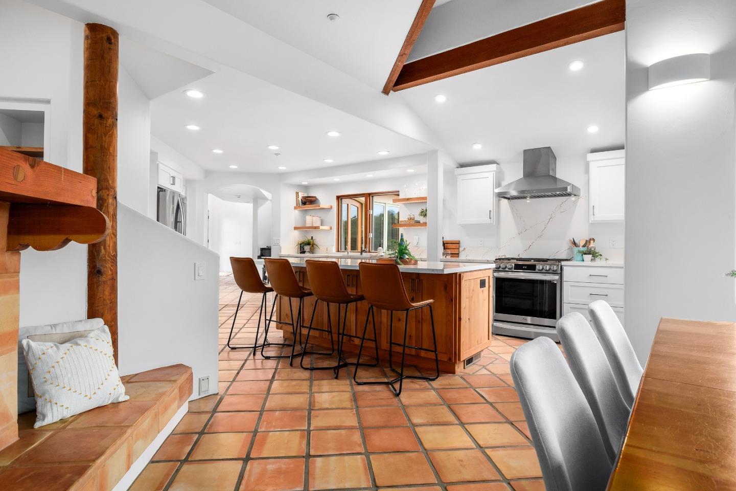 6034 Thurber Lane