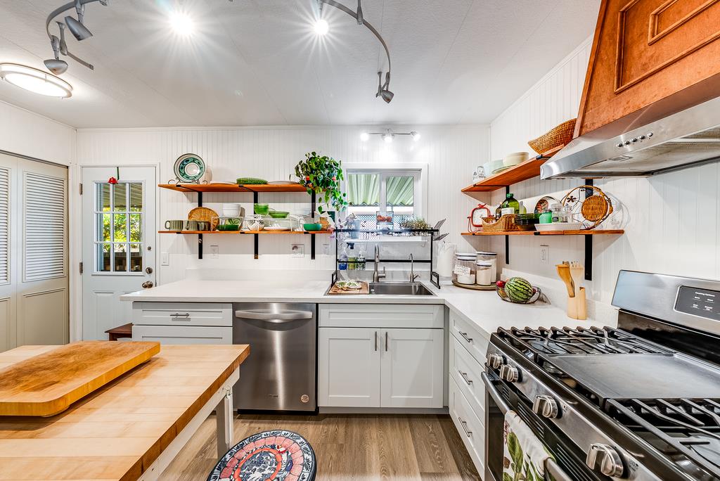 60 Pepperwood Way Unit: 60