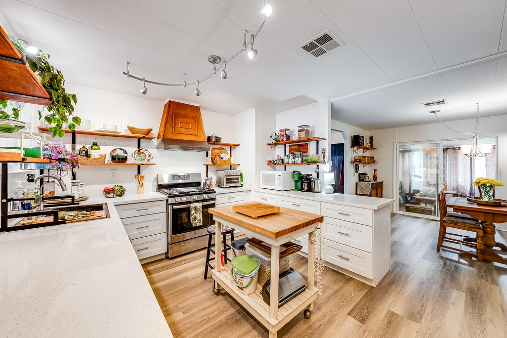 60 Pepperwood Way Unit: 60