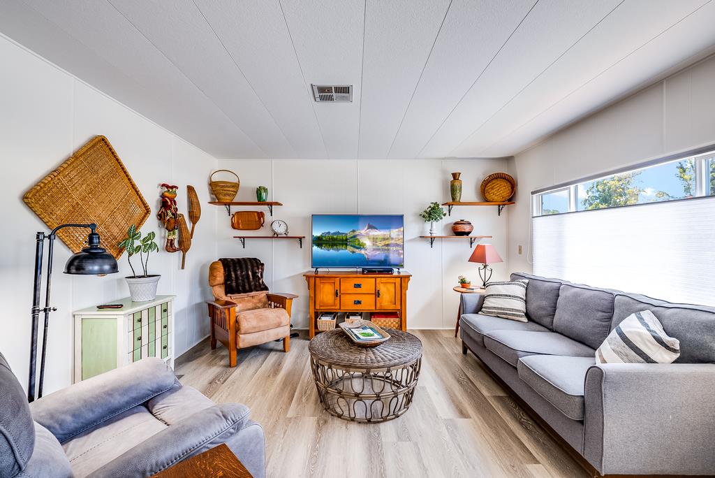 60 Pepperwood Way Unit: 60
