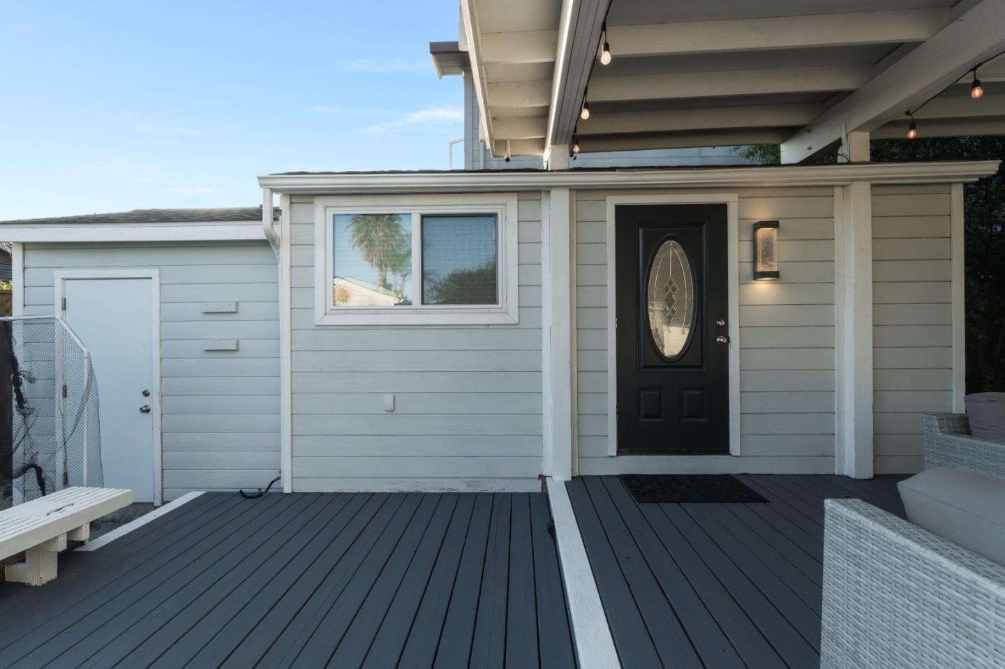 129 Santa Cruz Avenue