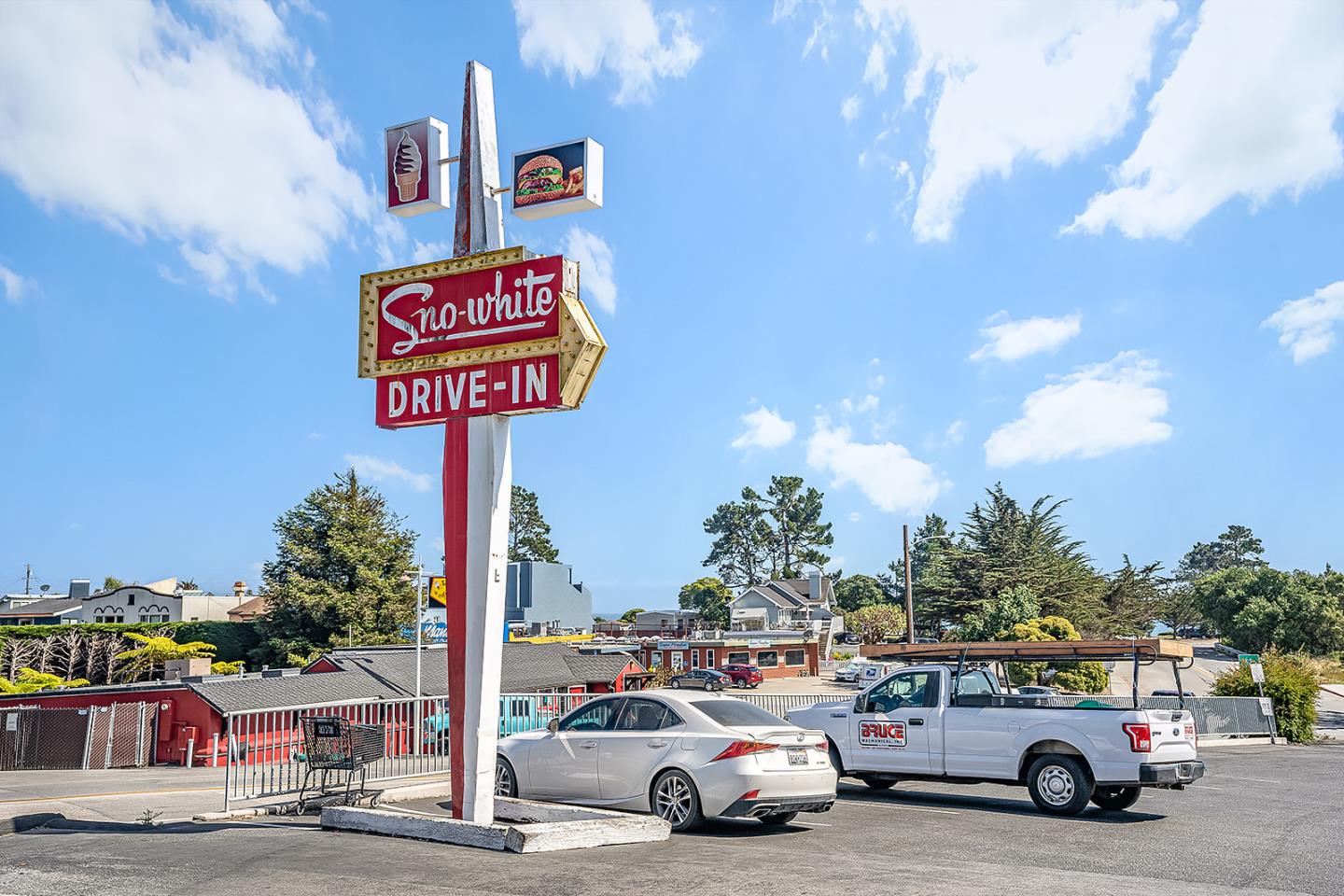 129 Santa Cruz Avenue