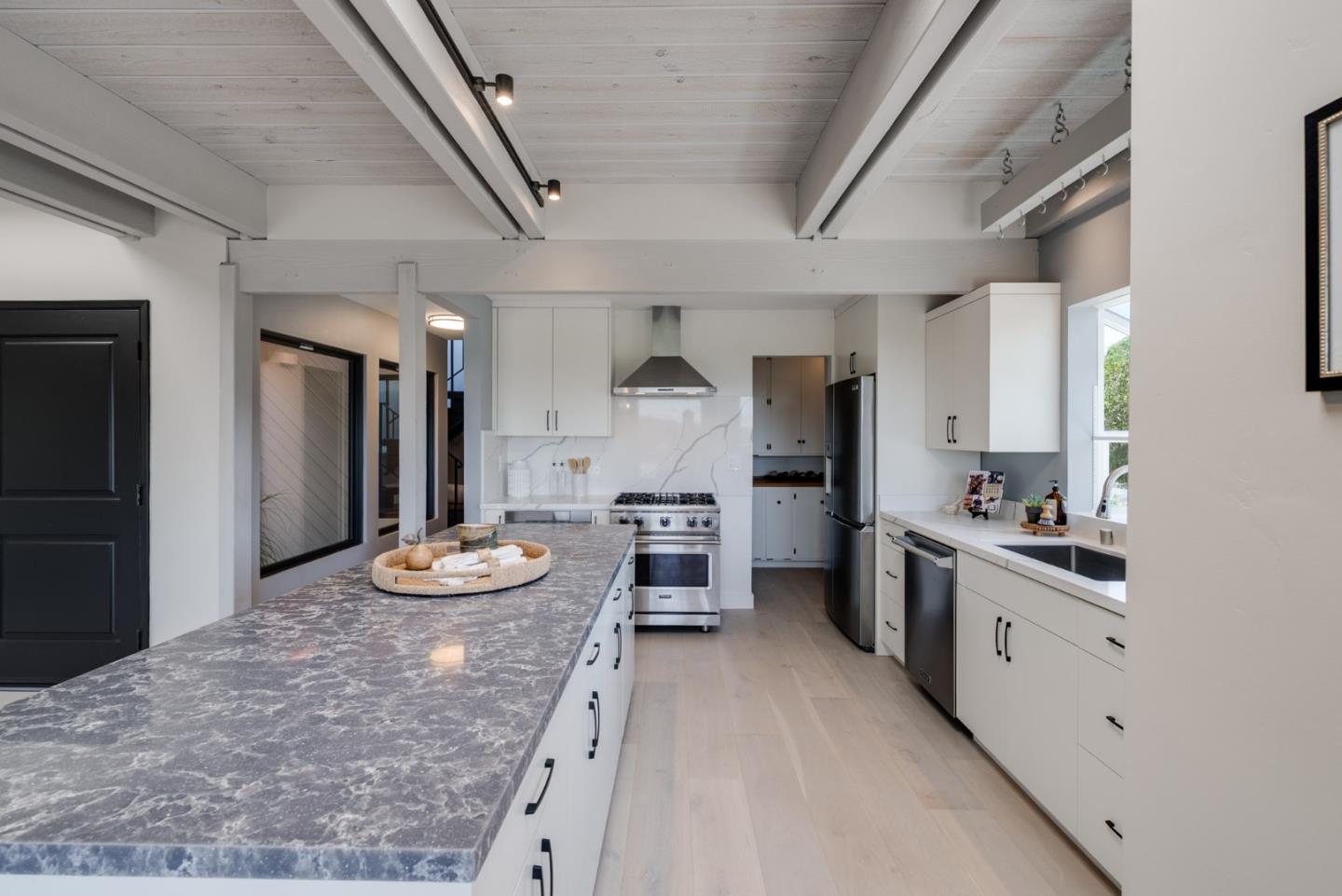 407 Quail Run